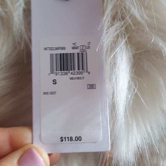 Guess Vest - Picture 2 of 5